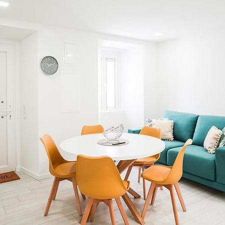 Nazare One Bedroom, 2 Mins From The Beach מראה חיצוני תמונה