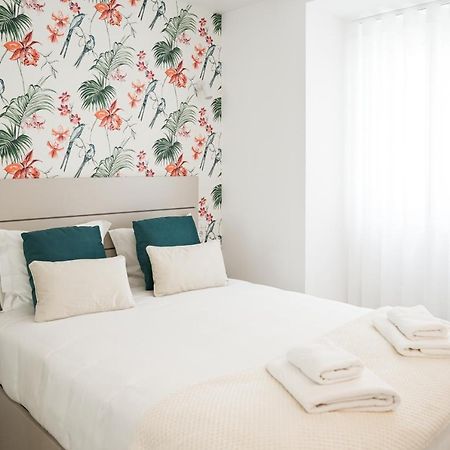 Nazare One Bedroom, 2 Mins From The Beach מראה חיצוני תמונה
