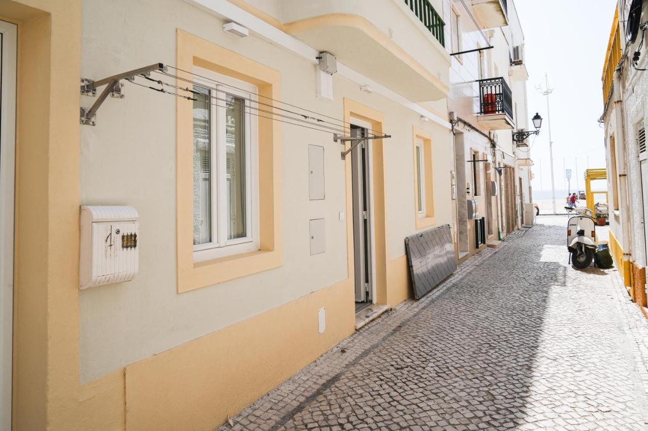 Nazare One Bedroom, 2 Mins From The Beach מראה חיצוני תמונה