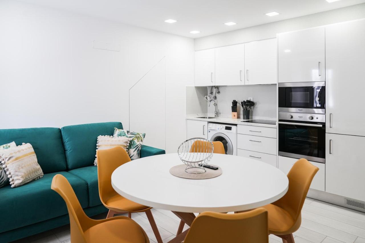 Nazare One Bedroom, 2 Mins From The Beach מראה חיצוני תמונה